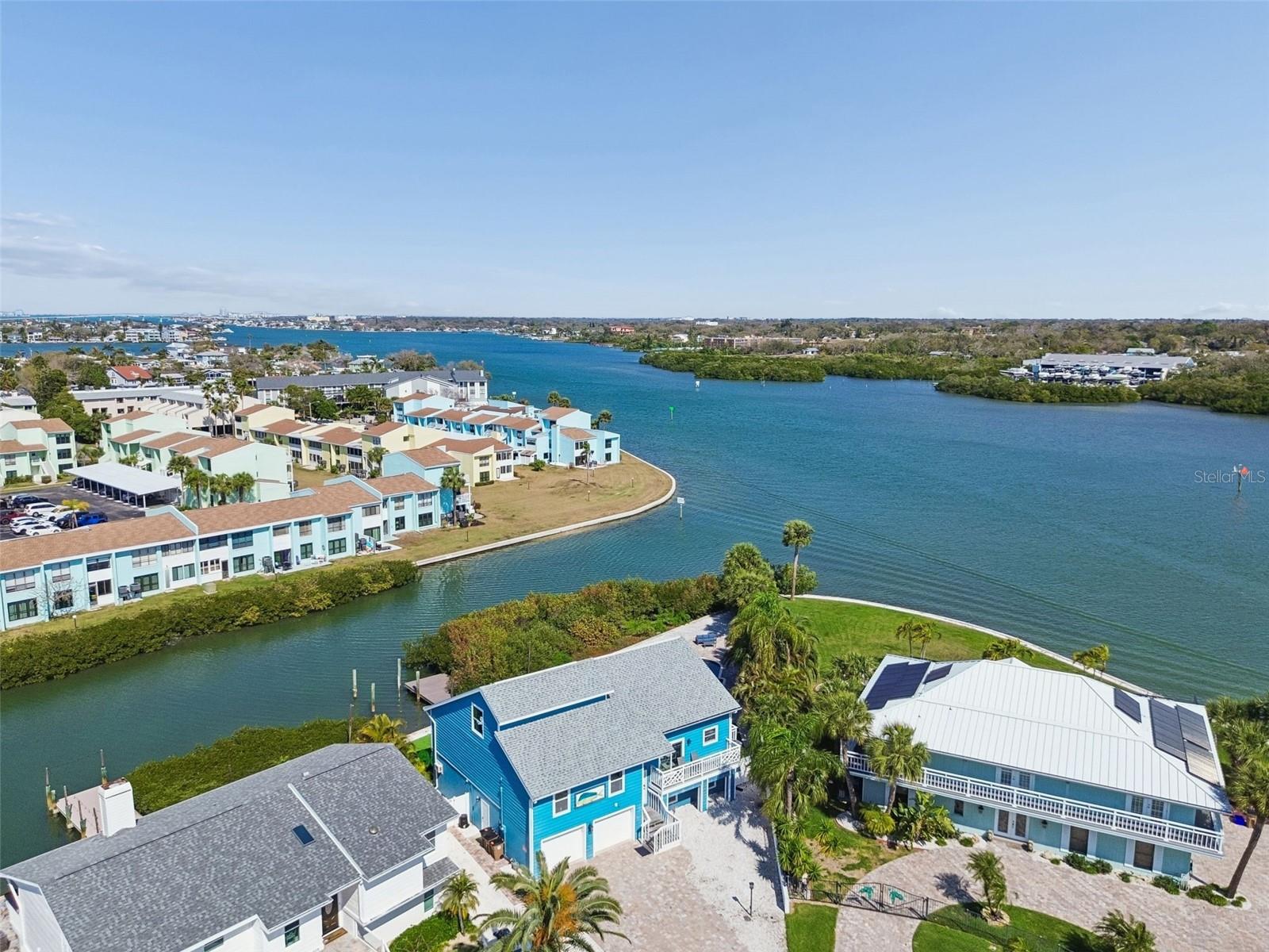 Image 2 of 54 For 330 6th Avenue