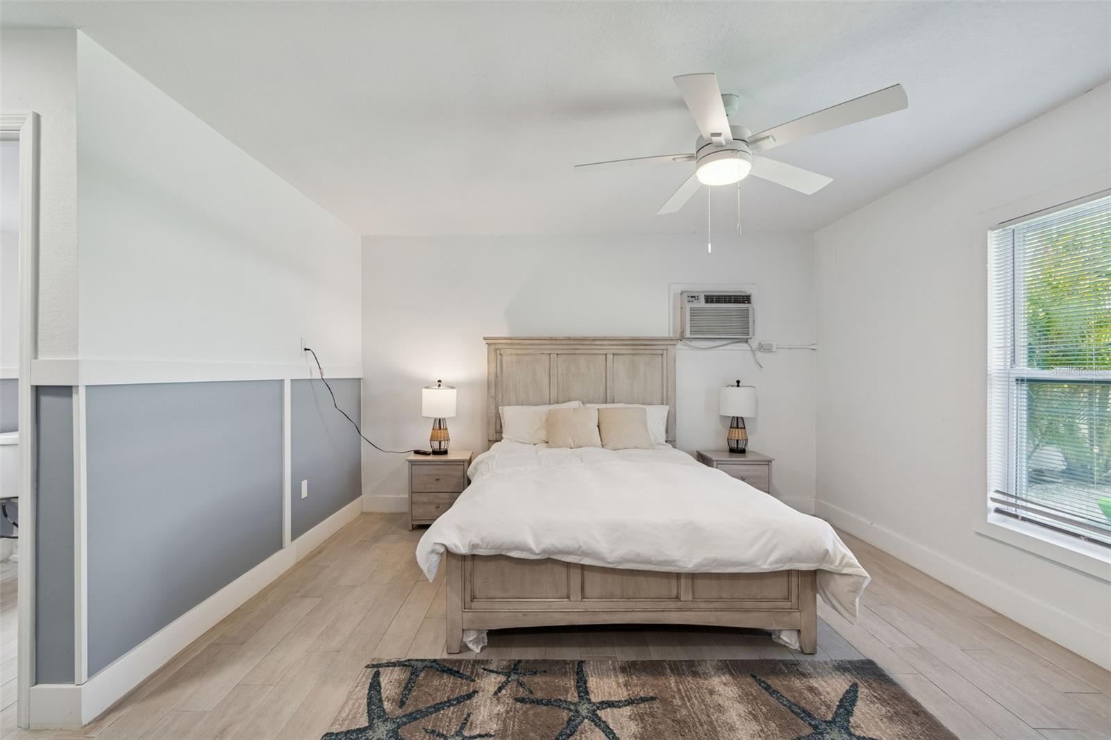 Image 22 of 54 For 330 6th Avenue