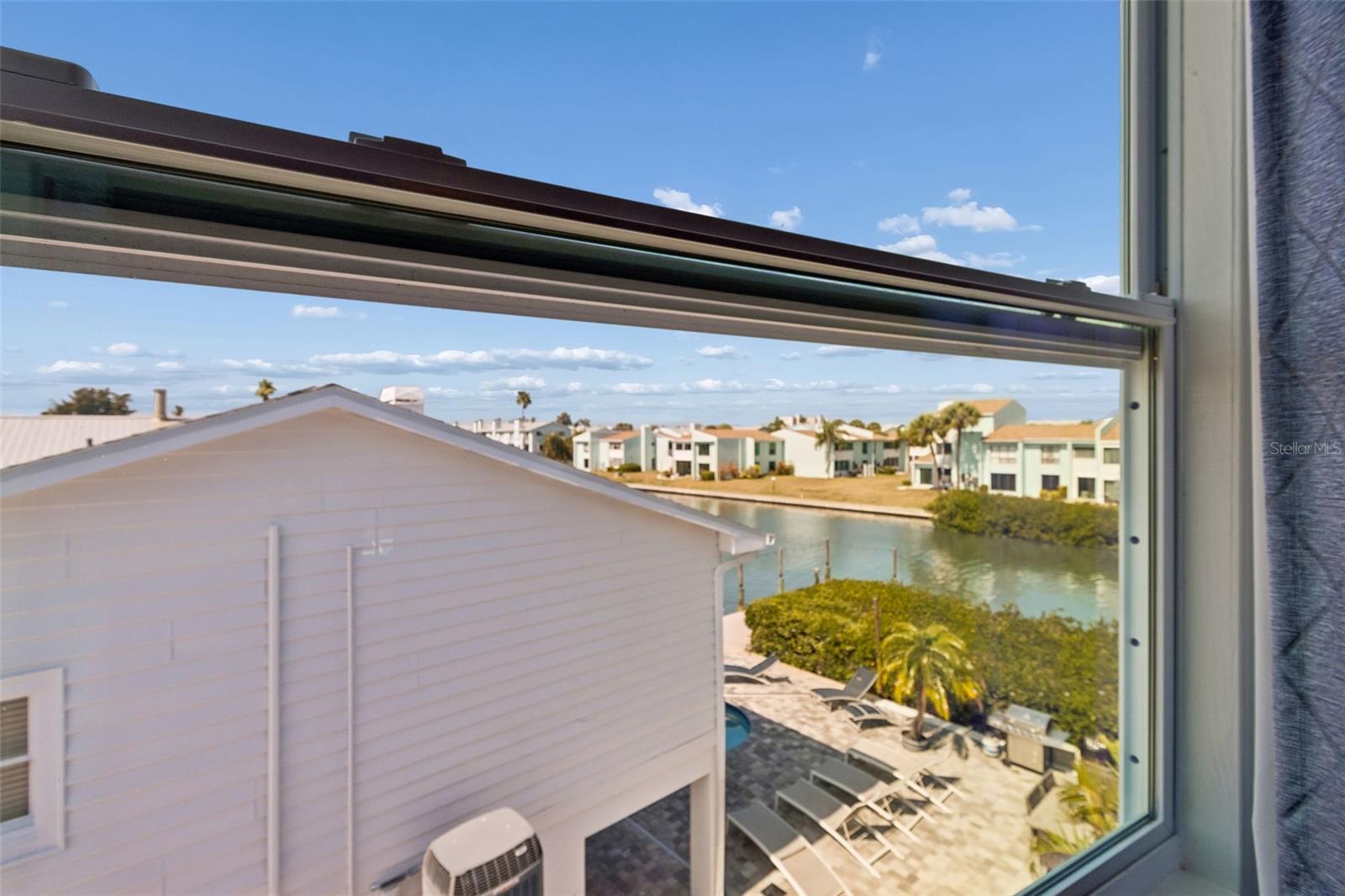 Image 30 of 54 For 330 6th Avenue