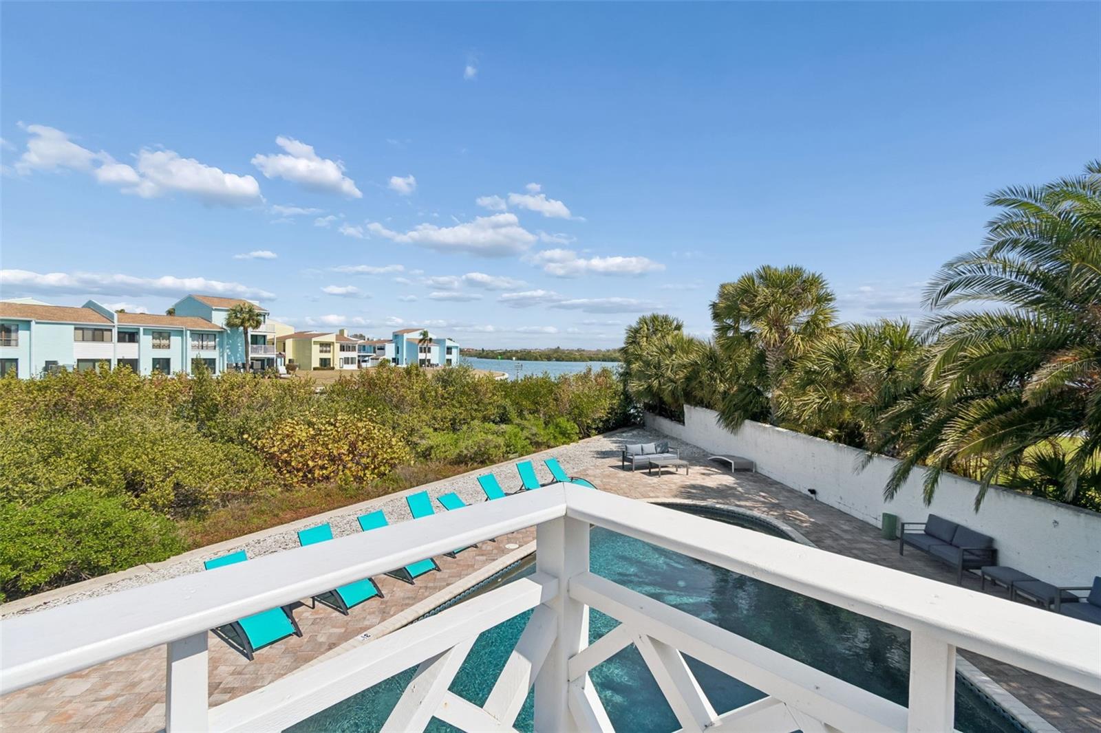 Image 33 of 54 For 330 6th Avenue