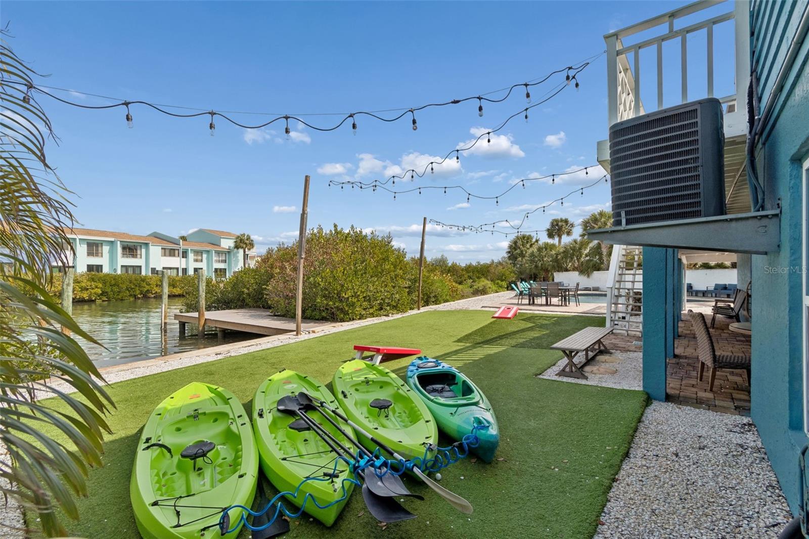 Image 36 of 54 For 330 6th Avenue