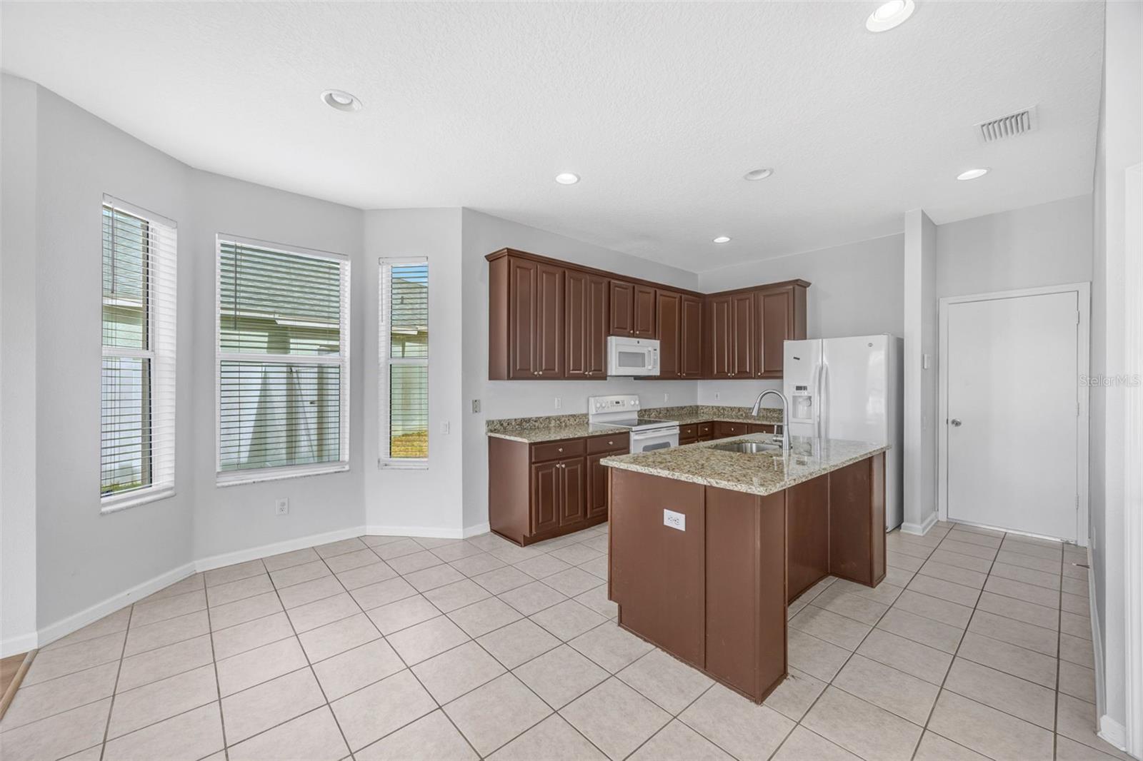 Image 20 of 98 For 3503 Juneberry Dr