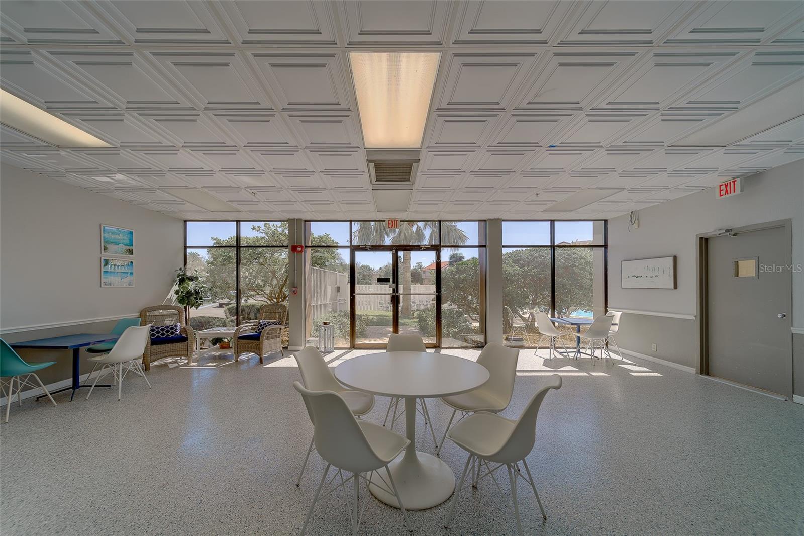 Image 40 of 41 For 255 Dolphin Point 802