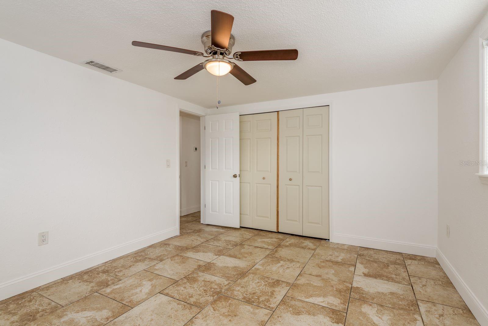 Image 19 of 28 For 4233 Belle Isle Court