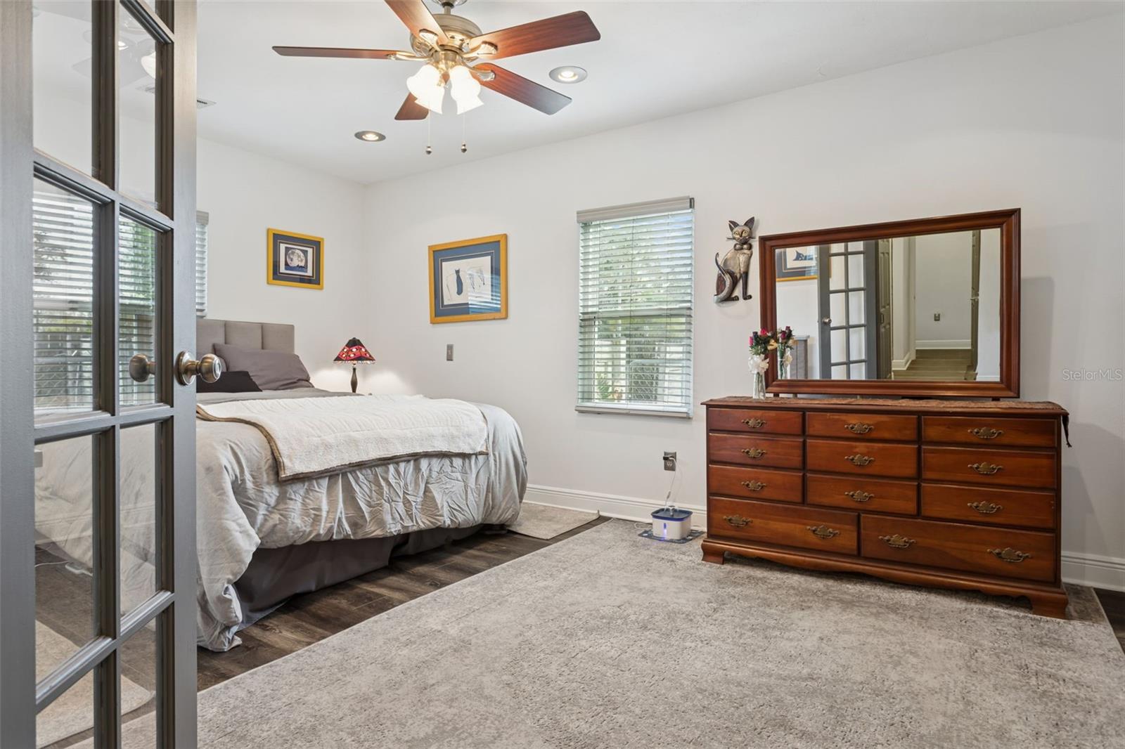 Listing photo id 18 for 1023 Bask Drive