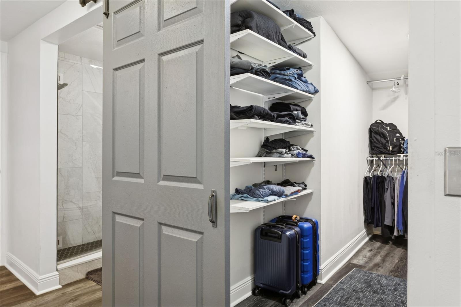 Listing photo id 22 for 1023 Bask Drive