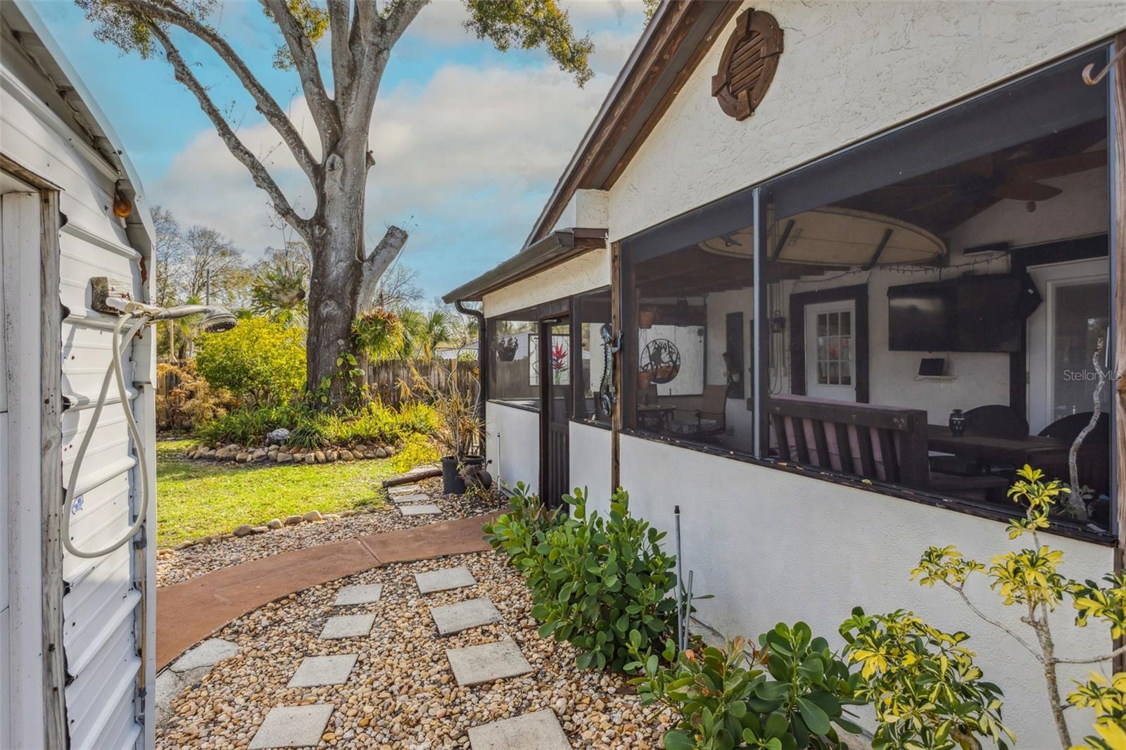 Listing photo id 30 for 1023 Bask Drive