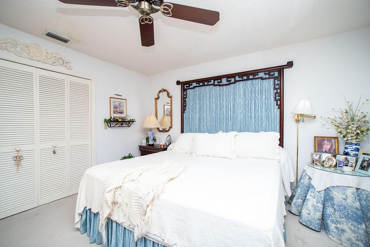 Image 17 of 38 For 11696 Parkview Lane