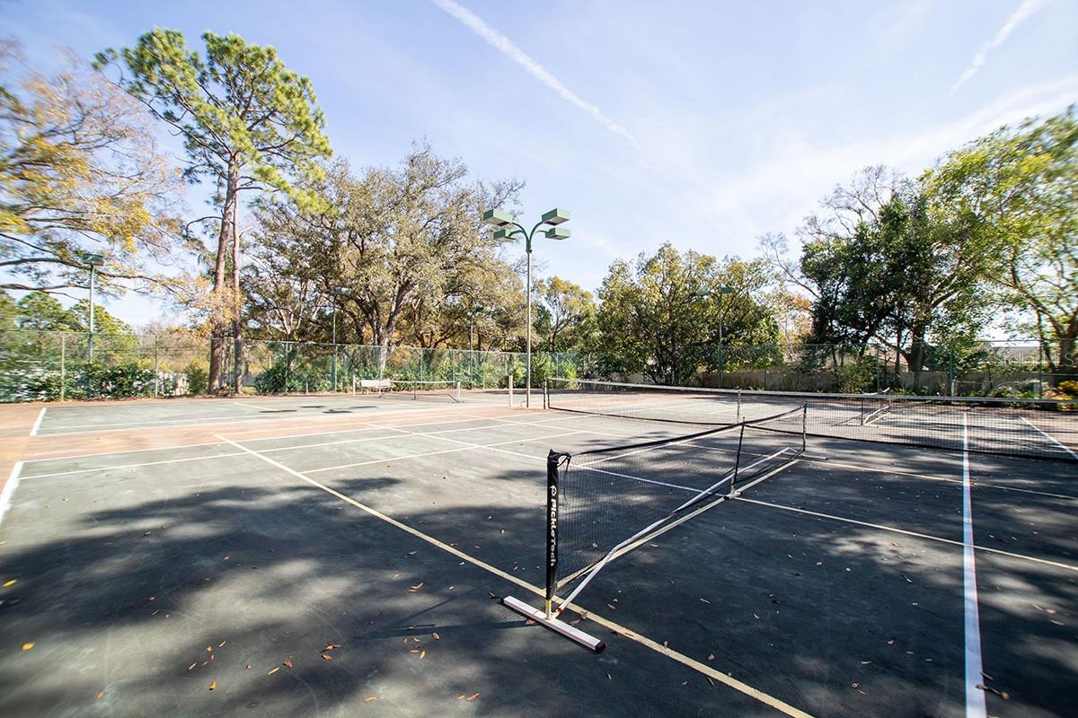 Image 36 of 38 For 11696 Parkview Lane