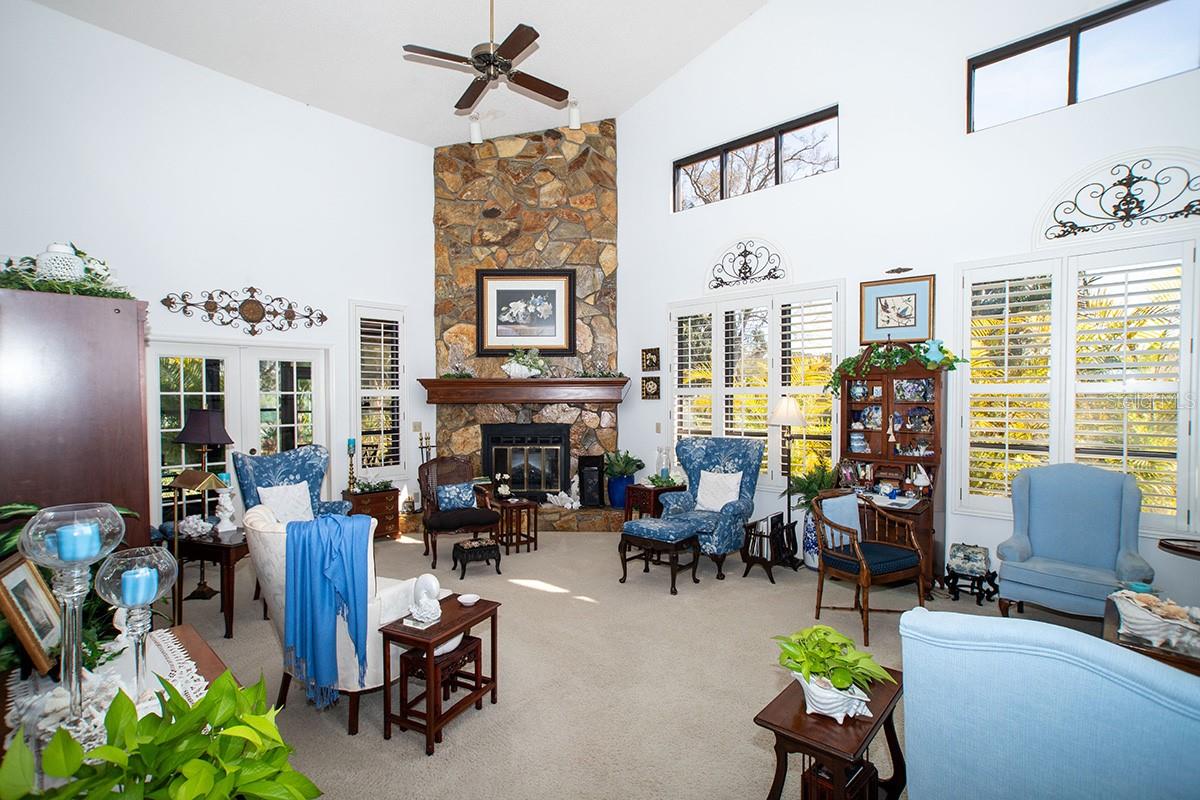 Image 6 of 38 For 11696 Parkview Lane