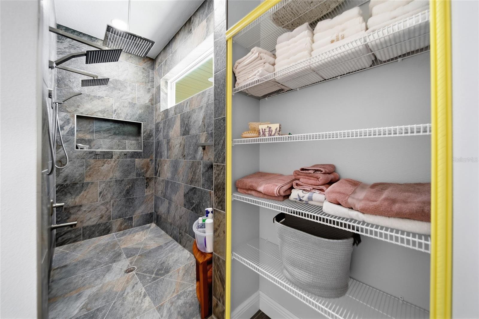 Listing photo id 18 for 16090 Fringe Tree Drive