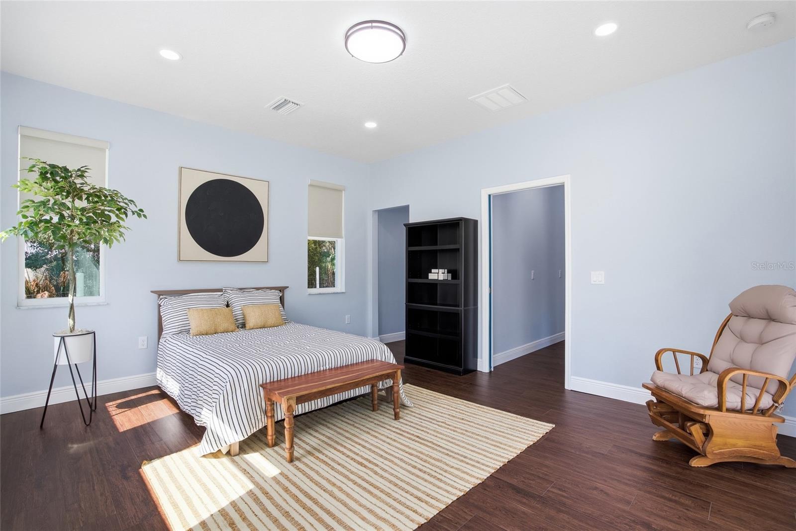 Listing photo id 23 for 16090 Fringe Tree Drive