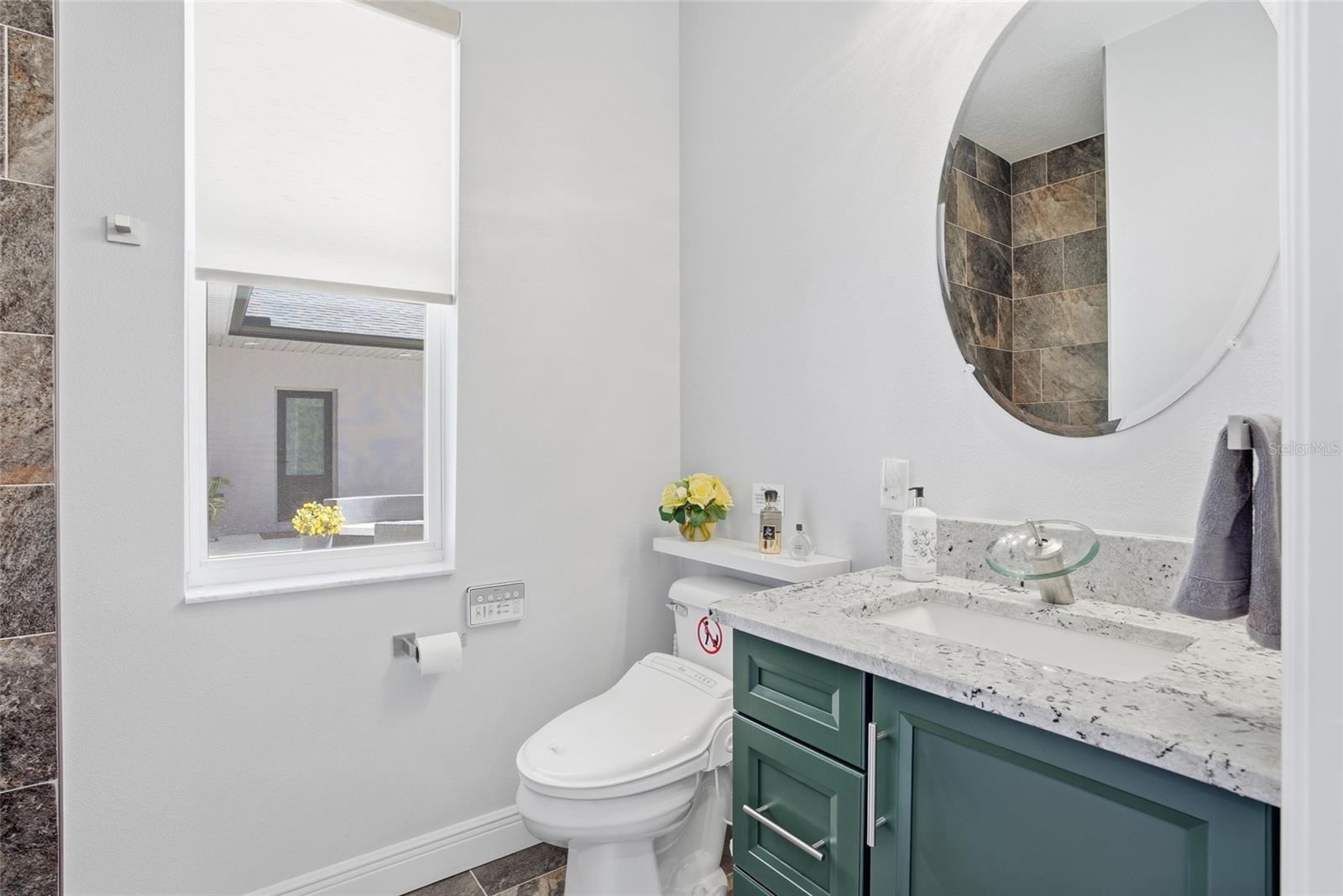 Listing photo id 26 for 16090 Fringe Tree Drive