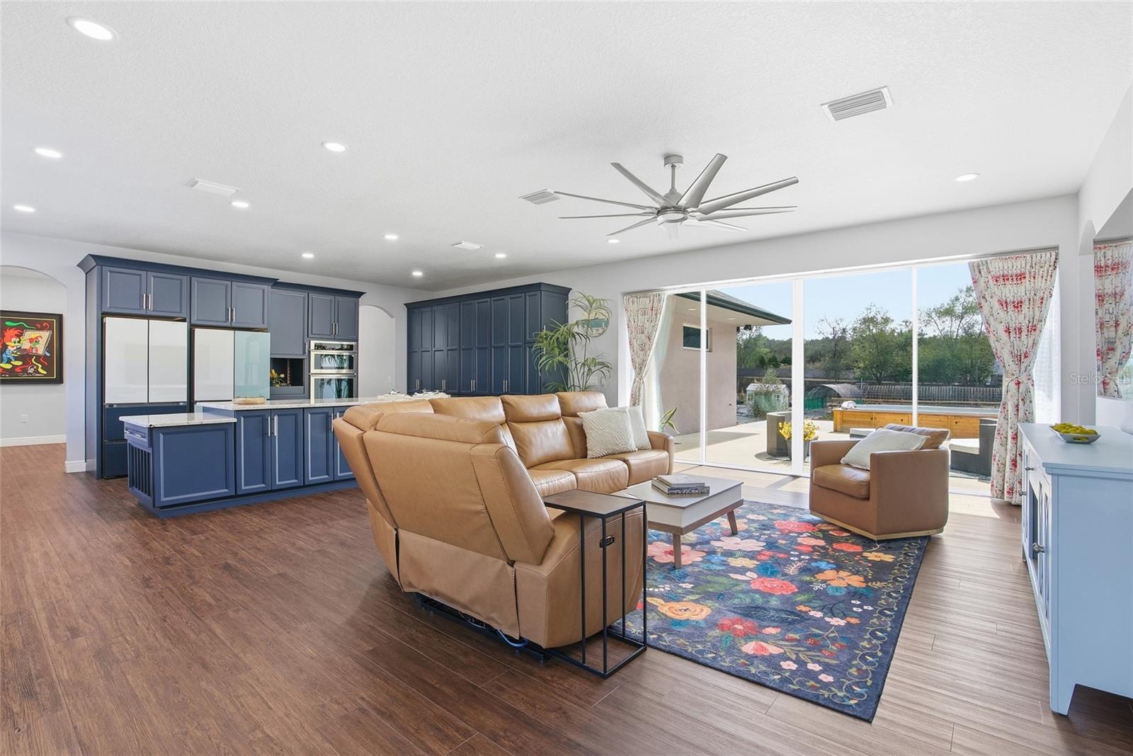 Listing photo id 32 for 16090 Fringe Tree Drive