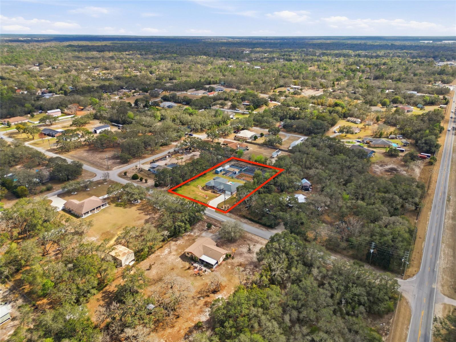 Listing photo id 44 for 16090 Fringe Tree Drive