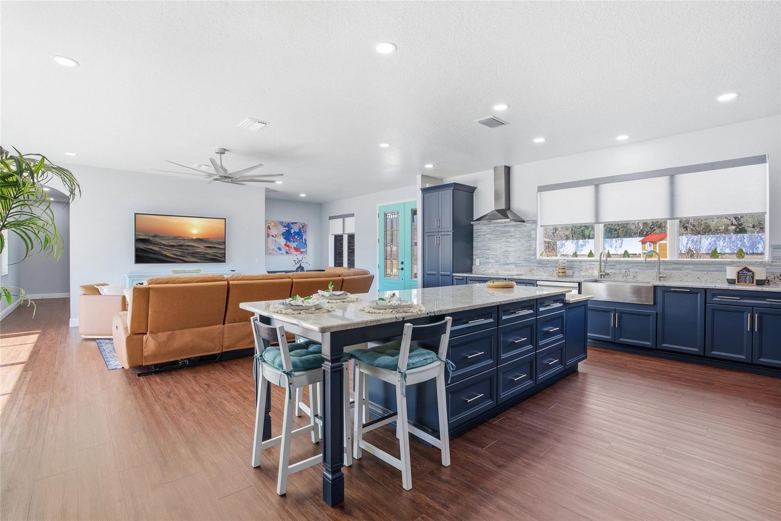 Listing photo id 6 for 16090 Fringe Tree Drive