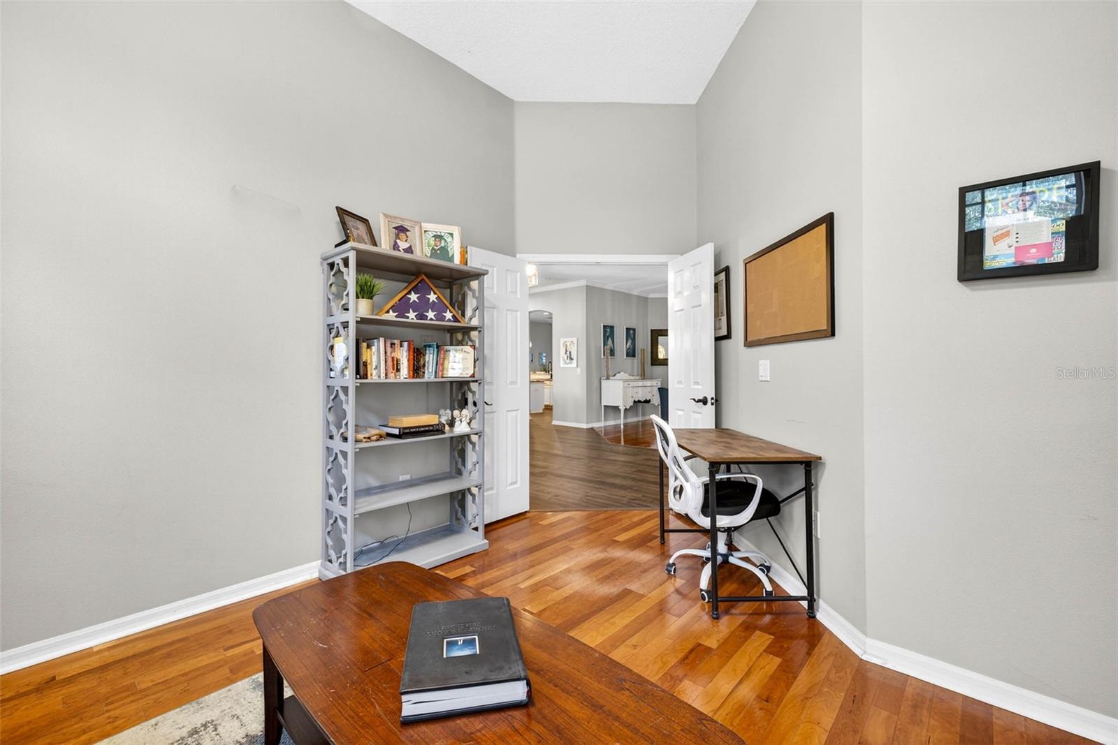 Image 20 of 81 For 15036 Eaglerise Drive