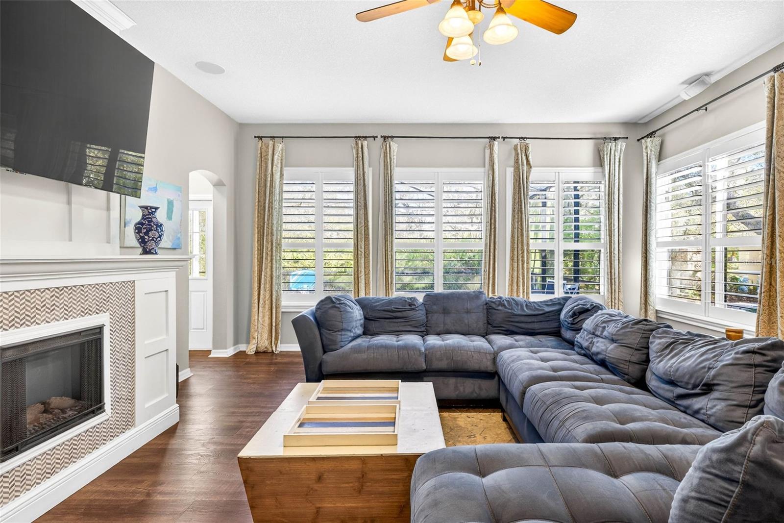 Image 30 of 81 For 15036 Eaglerise Drive