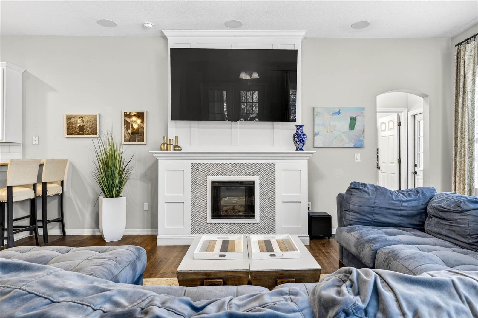 Image 33 of 81 For 15036 Eaglerise Drive