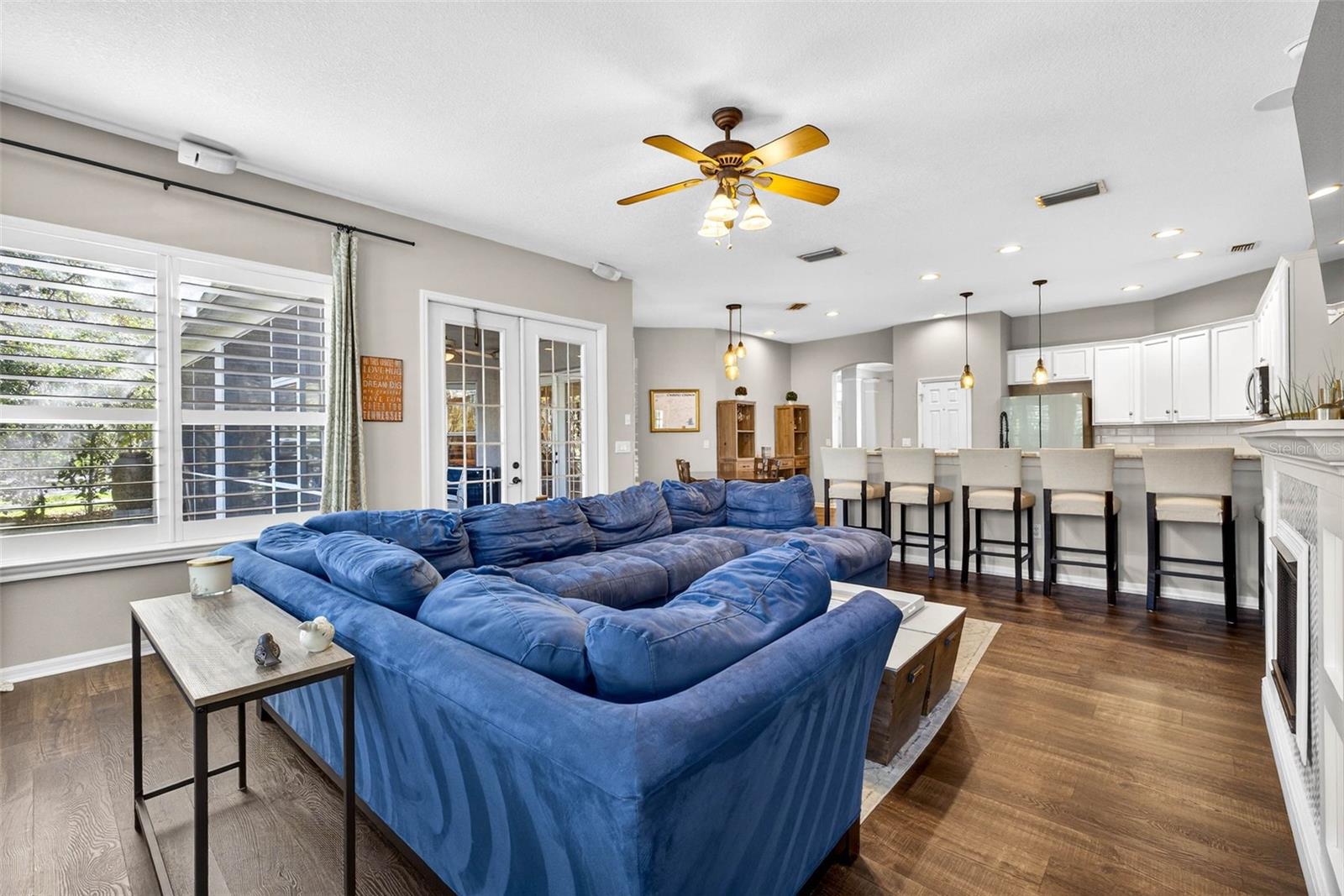 Image 35 of 81 For 15036 Eaglerise Drive