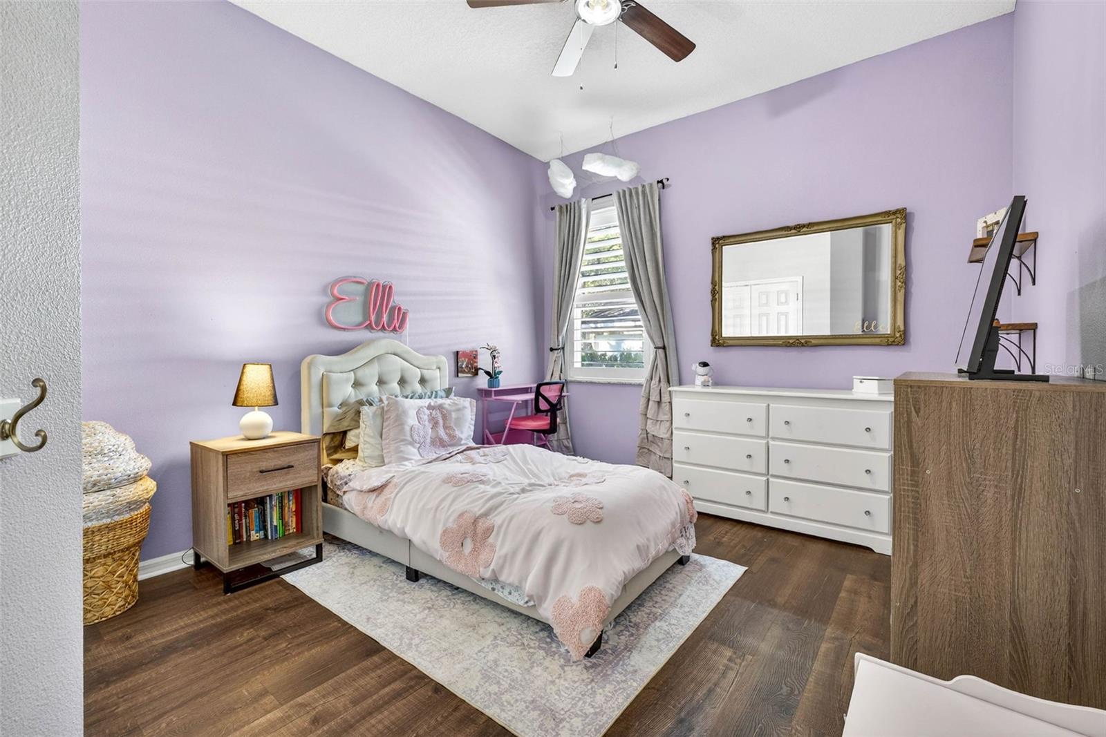 Image 38 of 81 For 15036 Eaglerise Drive