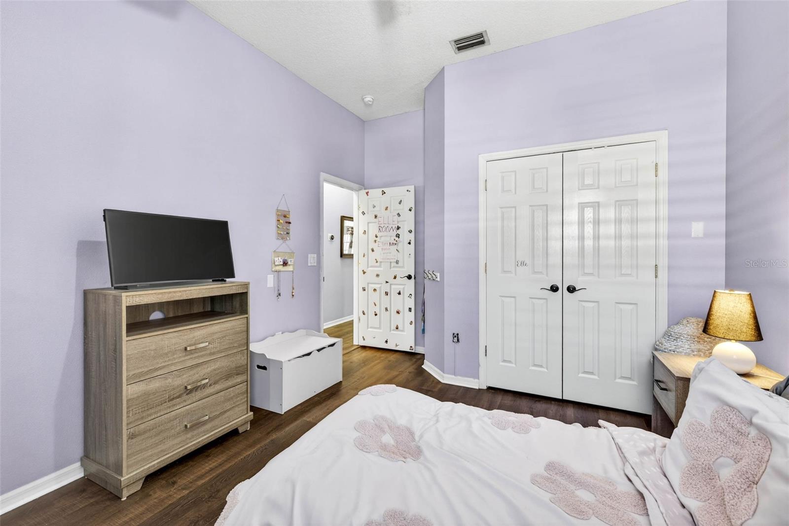 Image 39 of 81 For 15036 Eaglerise Drive