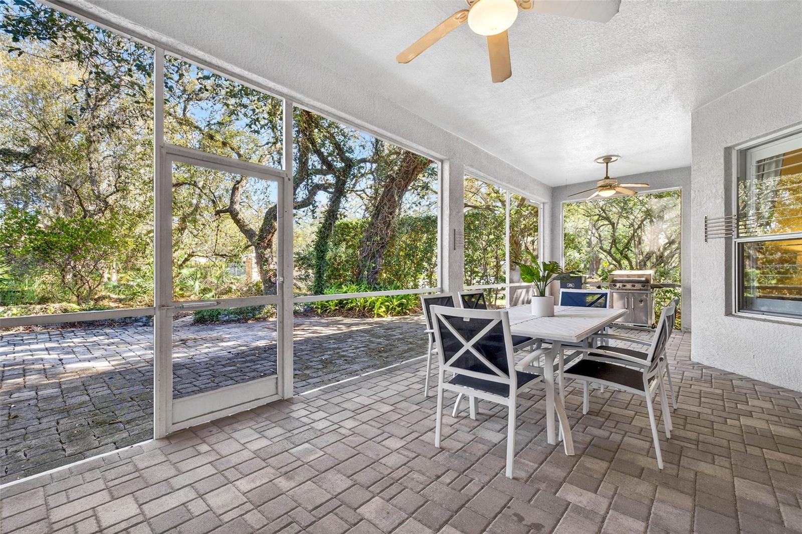 Image 57 of 81 For 15036 Eaglerise Drive