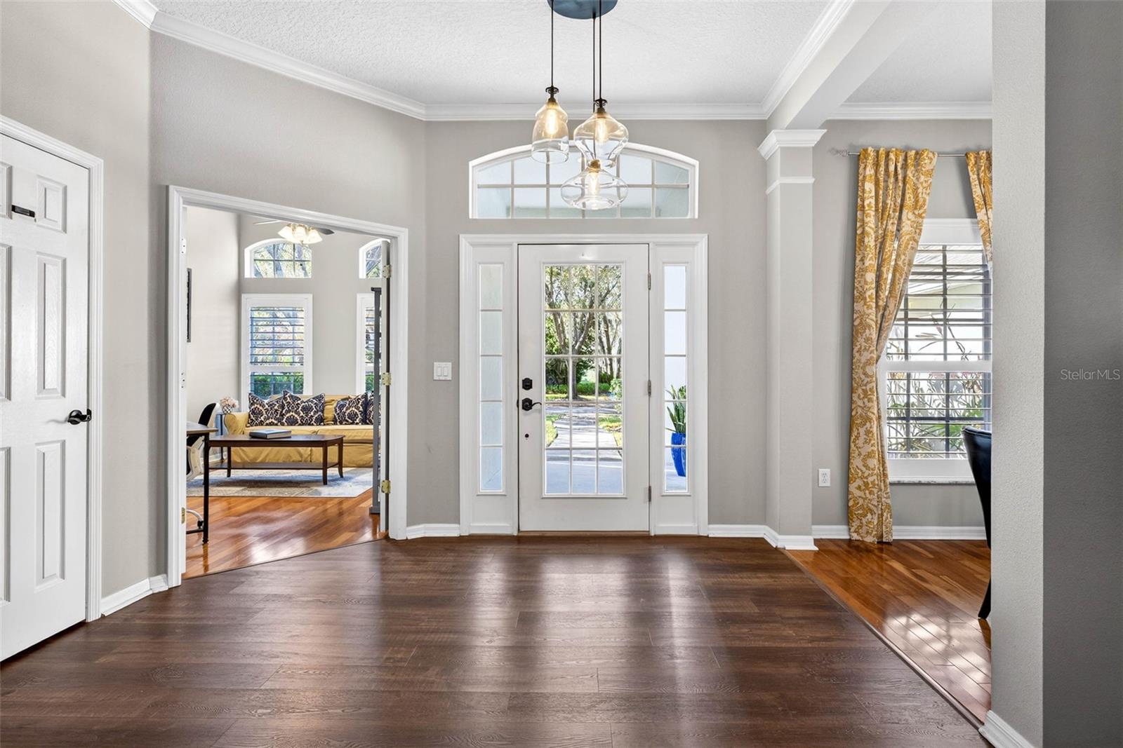 Image 7 of 81 For 15036 Eaglerise Drive