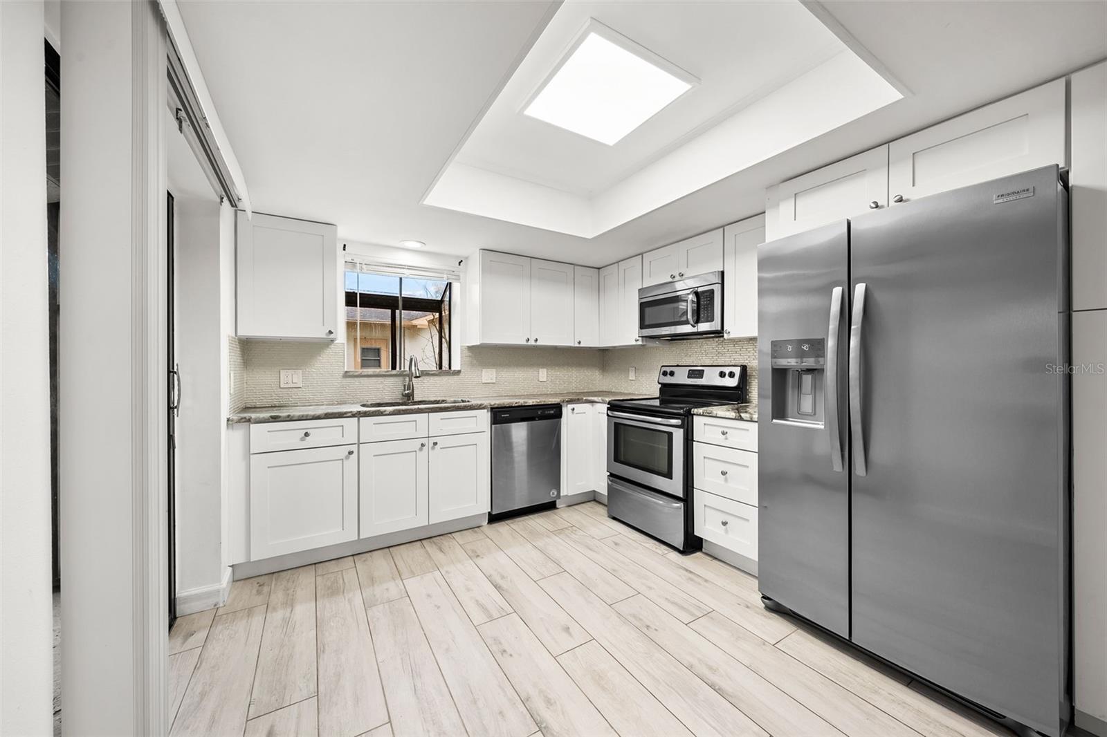 Image 14 of 34 For 8626 Woodbridge Drive