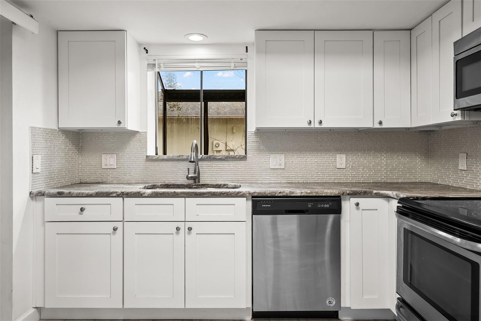 Image 16 of 34 For 8626 Woodbridge Drive