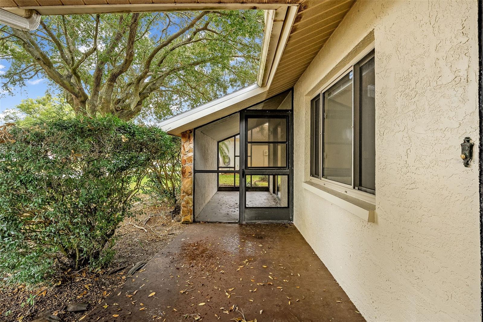 Image 3 of 34 For 8626 Woodbridge Drive