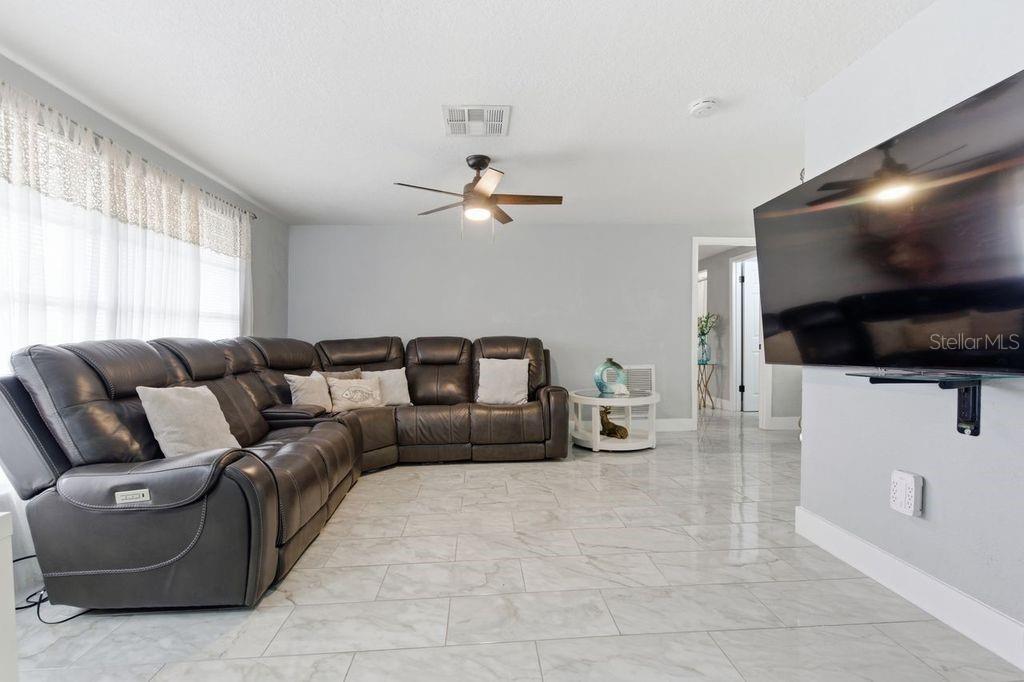 Image 3 of 24 For 7215 Stone Road