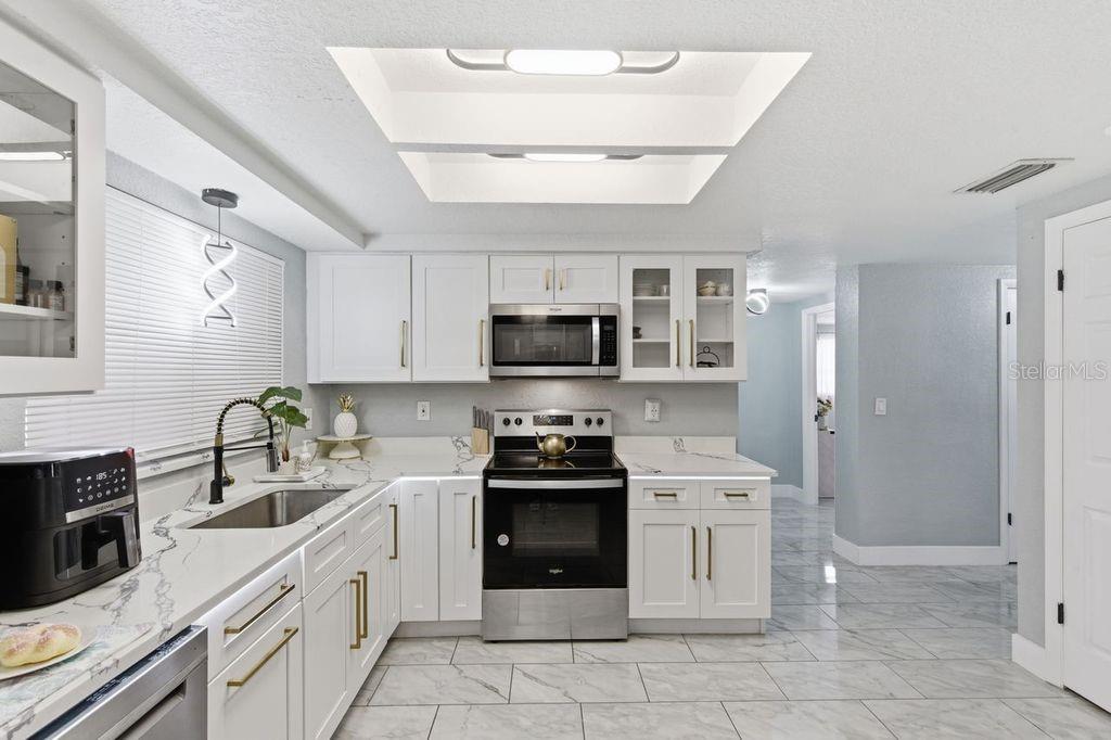 Image 8 of 24 For 7215 Stone Road