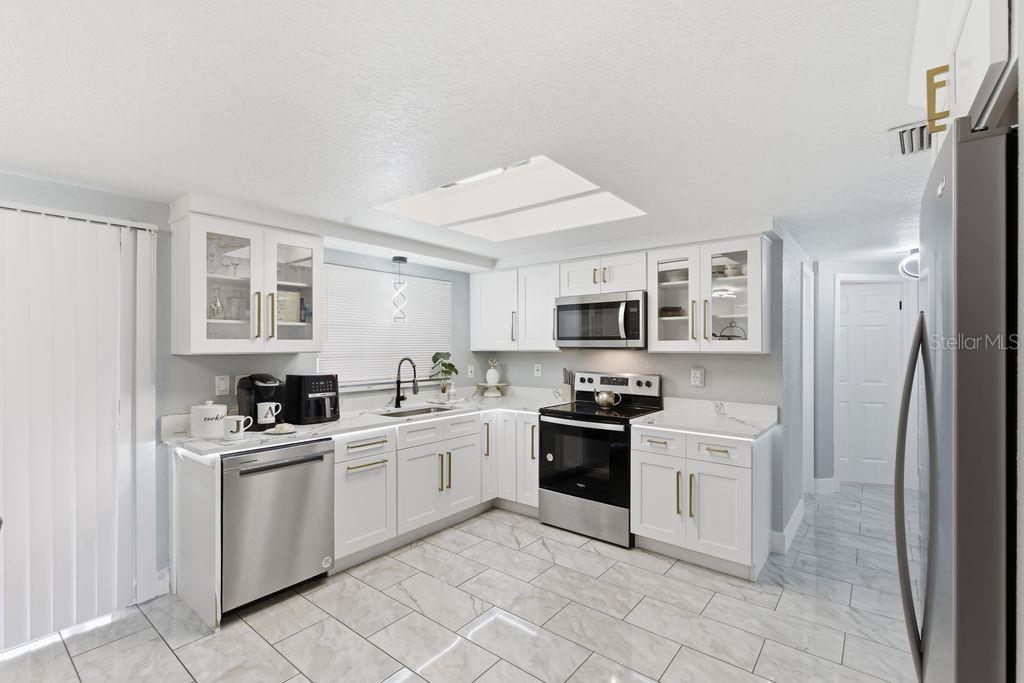 Image 9 of 24 For 7215 Stone Road