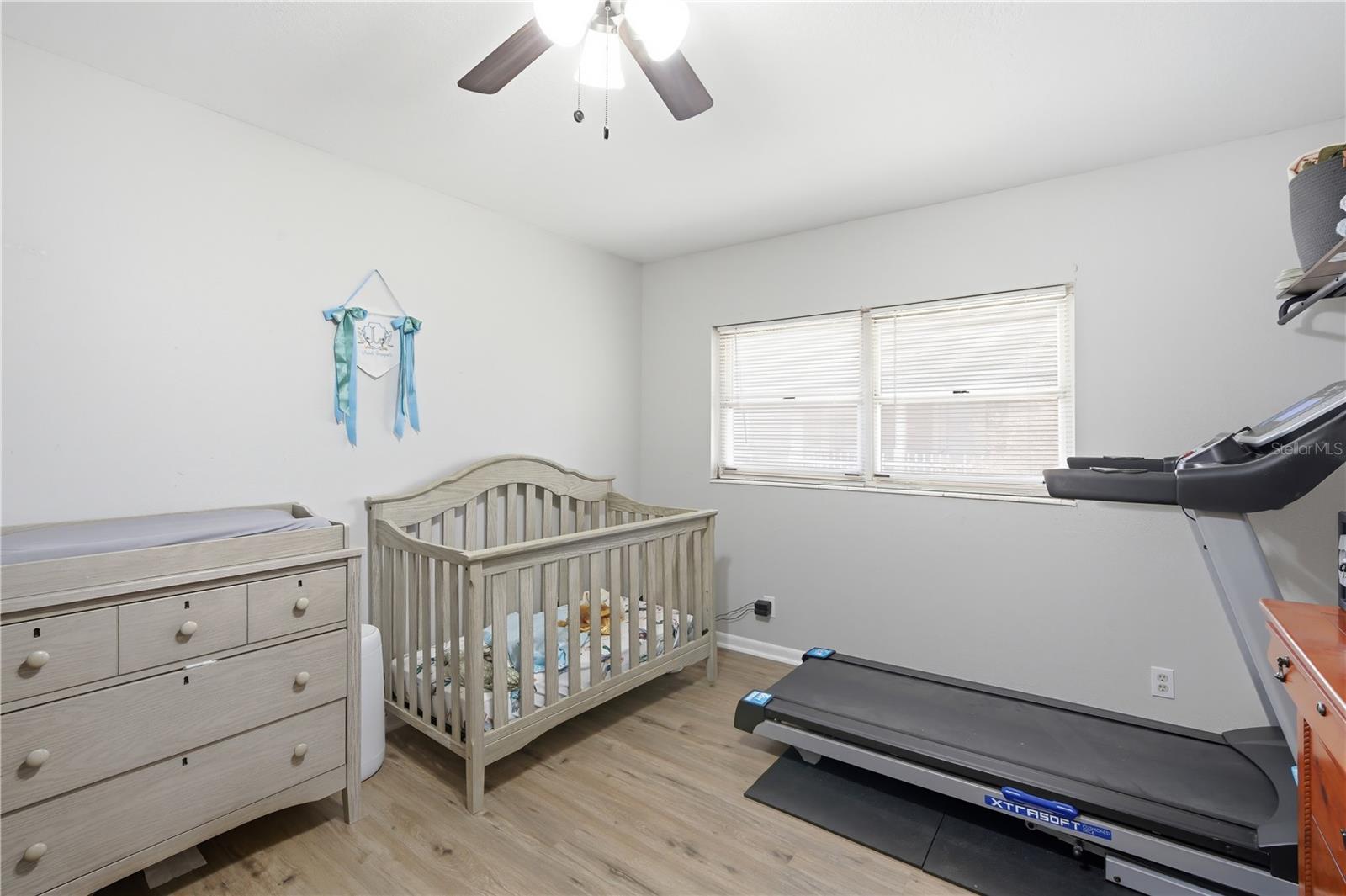 Image 11 of 15 For 1702 Lowry Avenue