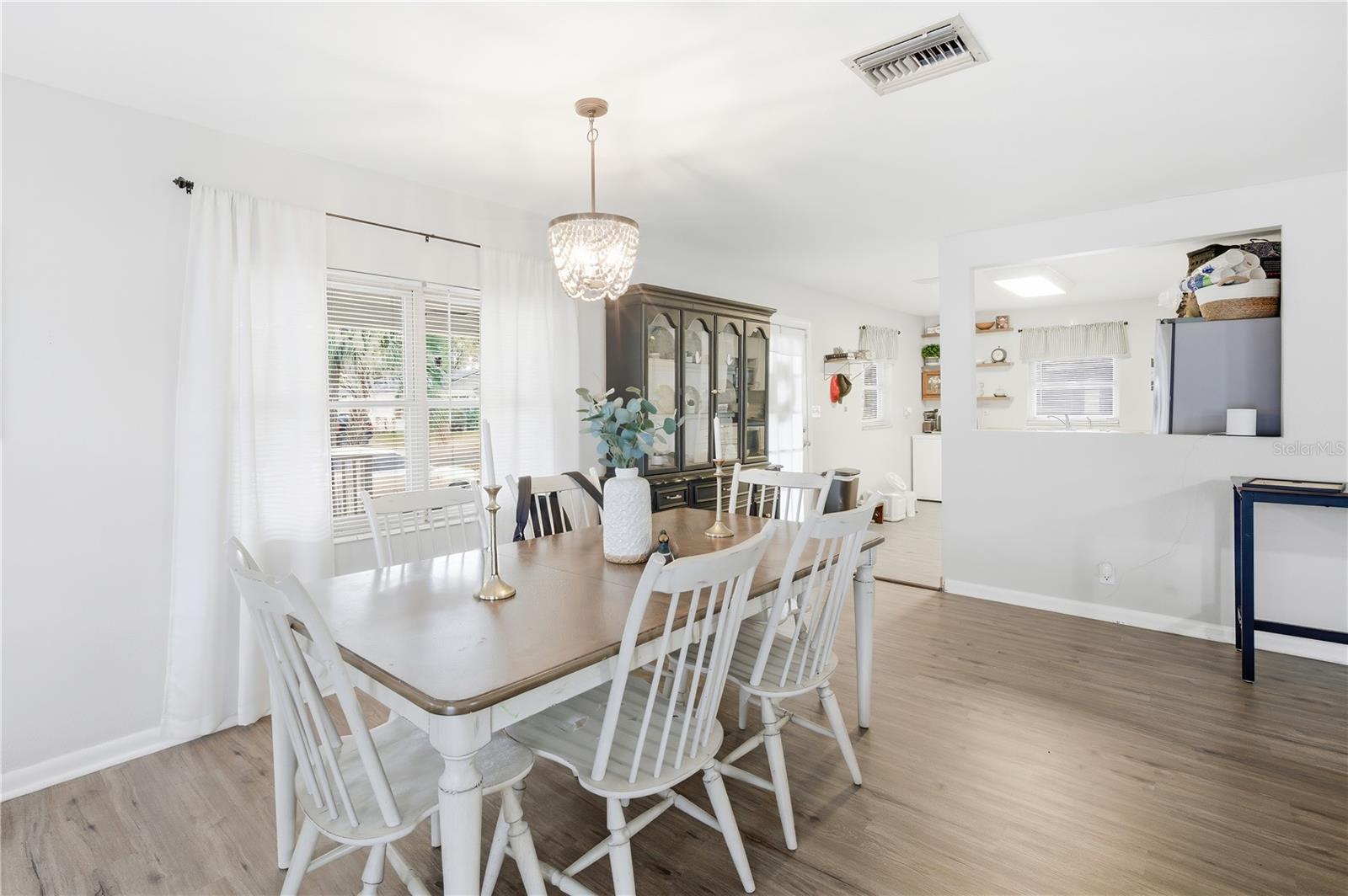 Image 7 of 15 For 1702 Lowry Avenue