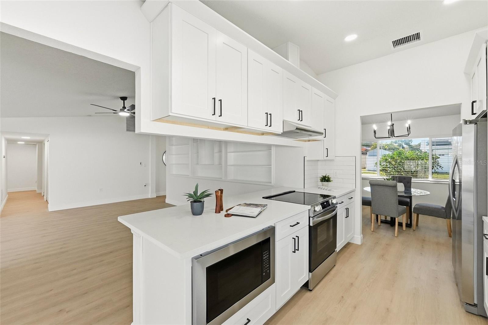 Image 10 of 34 For 9435 117th Street