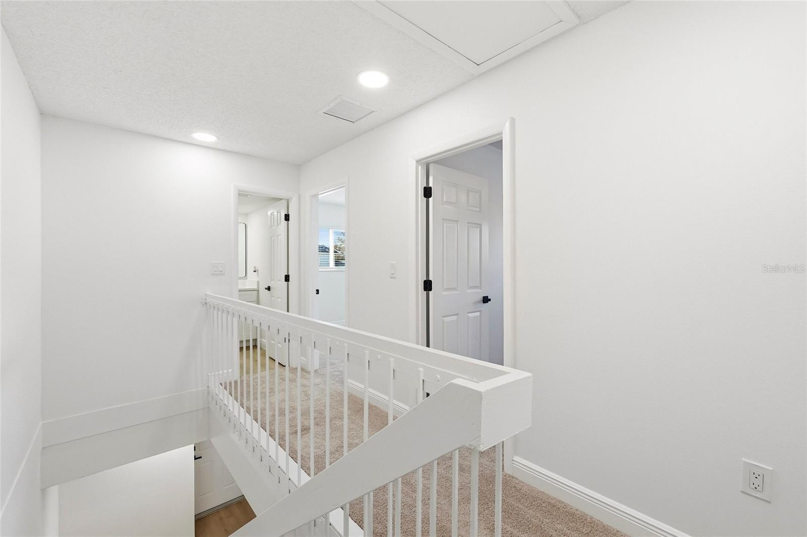 Image 20 of 34 For 9435 117th Street