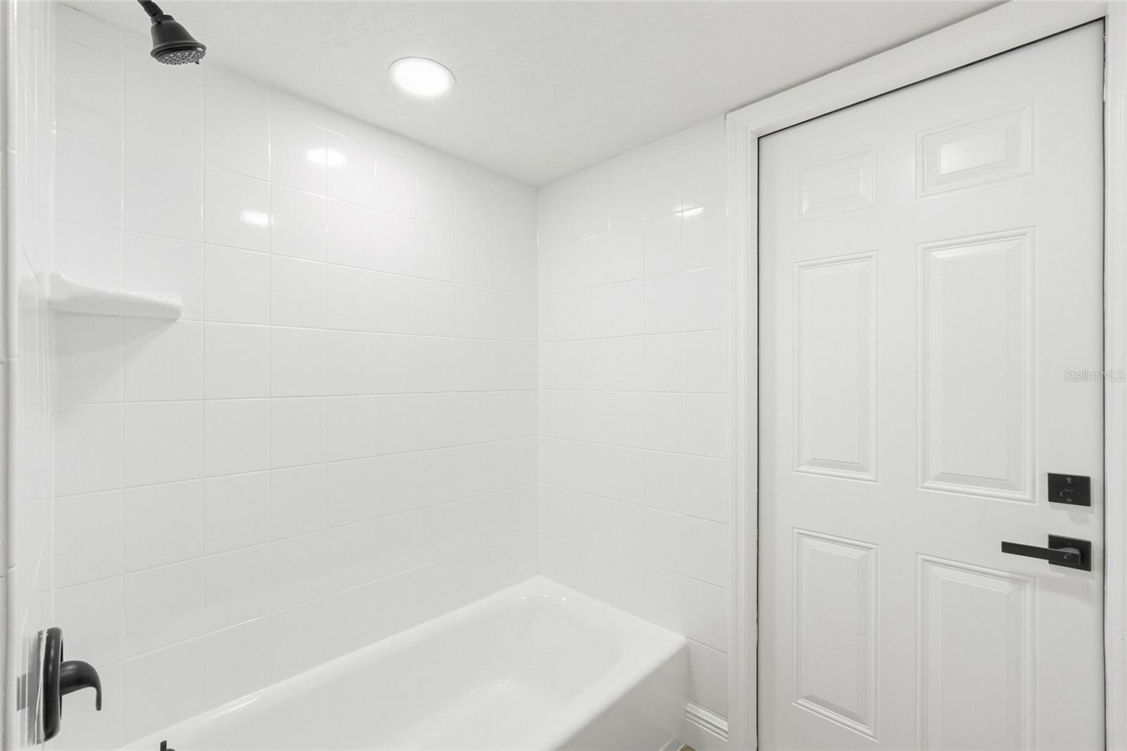 Image 24 of 34 For 9435 117th Street