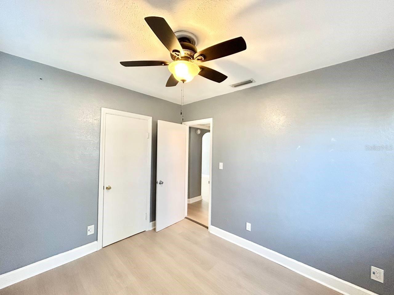 Image 10 of 20 For 2720 Edwards Avenue S