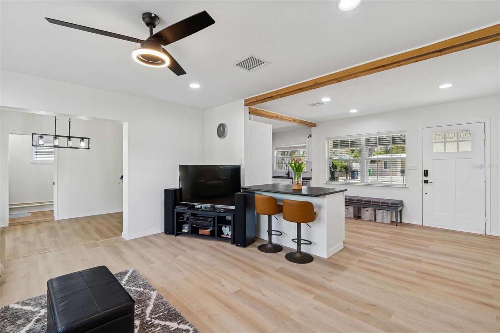 Image 16 of 45 For 4636 Bay Court Avenue