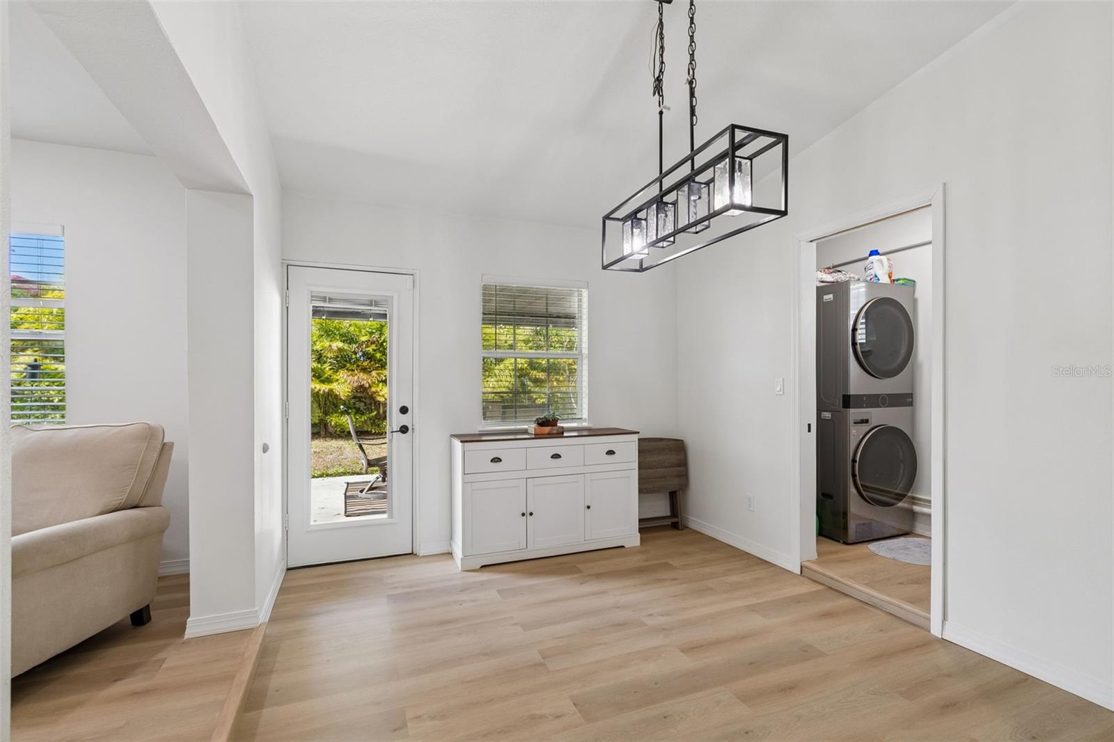 Image 20 of 45 For 4636 Bay Court Avenue