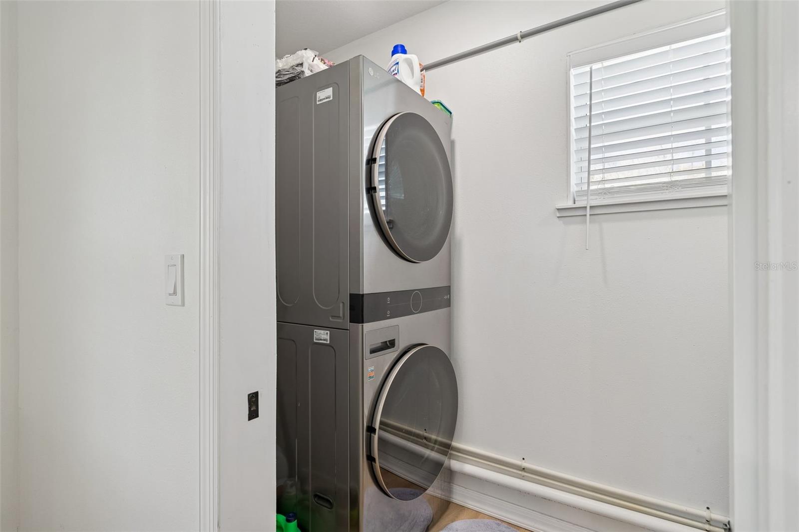 Image 23 of 45 For 4636 Bay Court Avenue