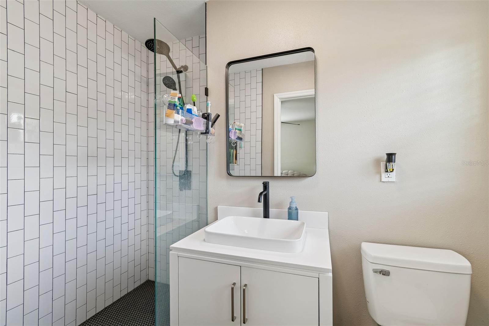 Image 30 of 45 For 4636 Bay Court Avenue