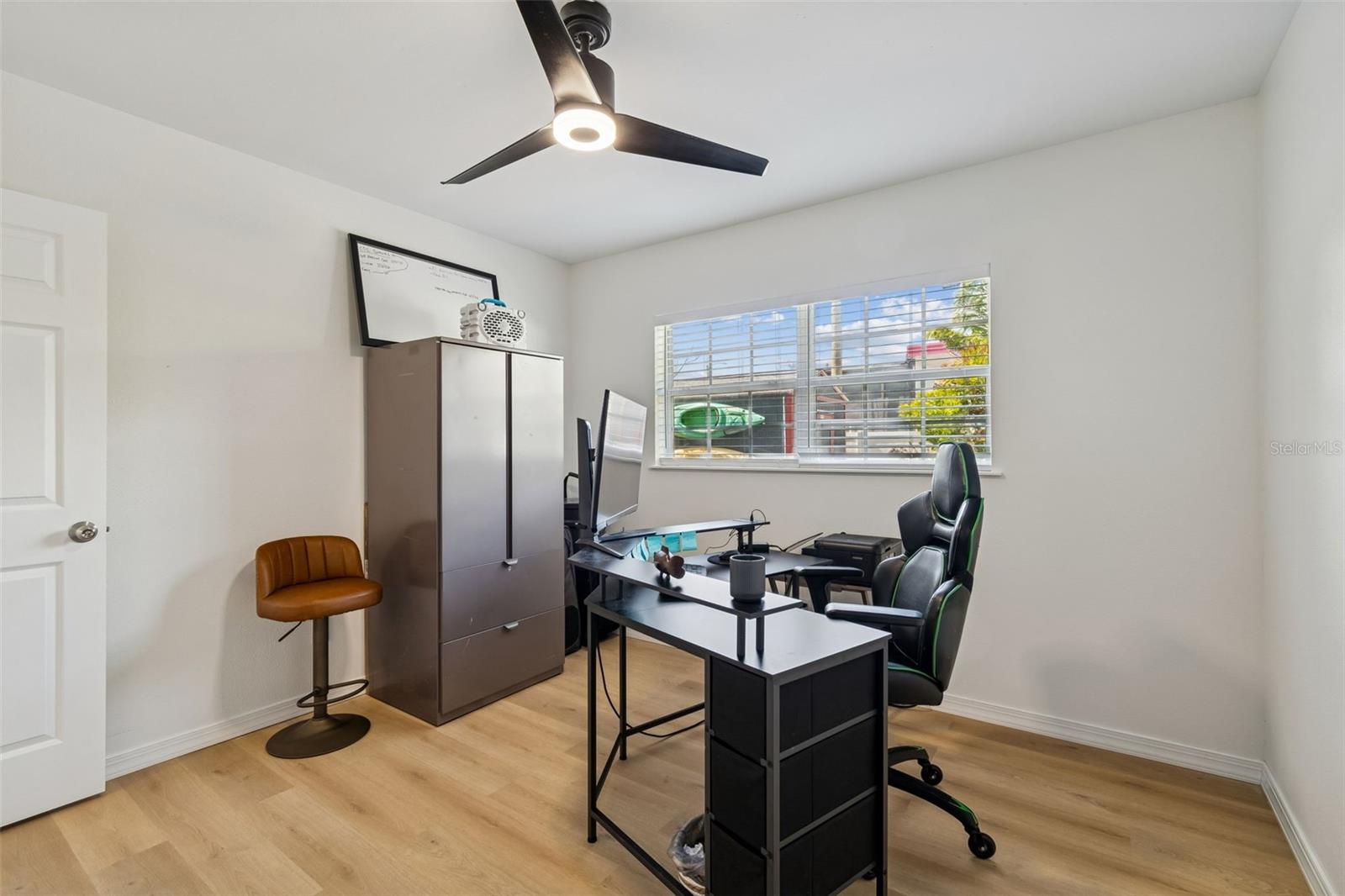 Image 35 of 45 For 4636 Bay Court Avenue