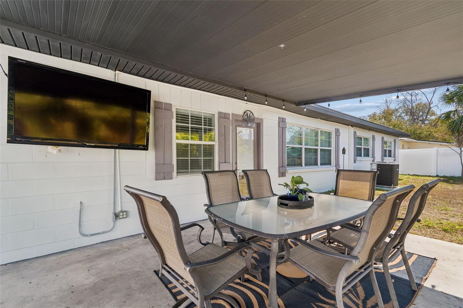 Image 37 of 45 For 4636 Bay Court Avenue