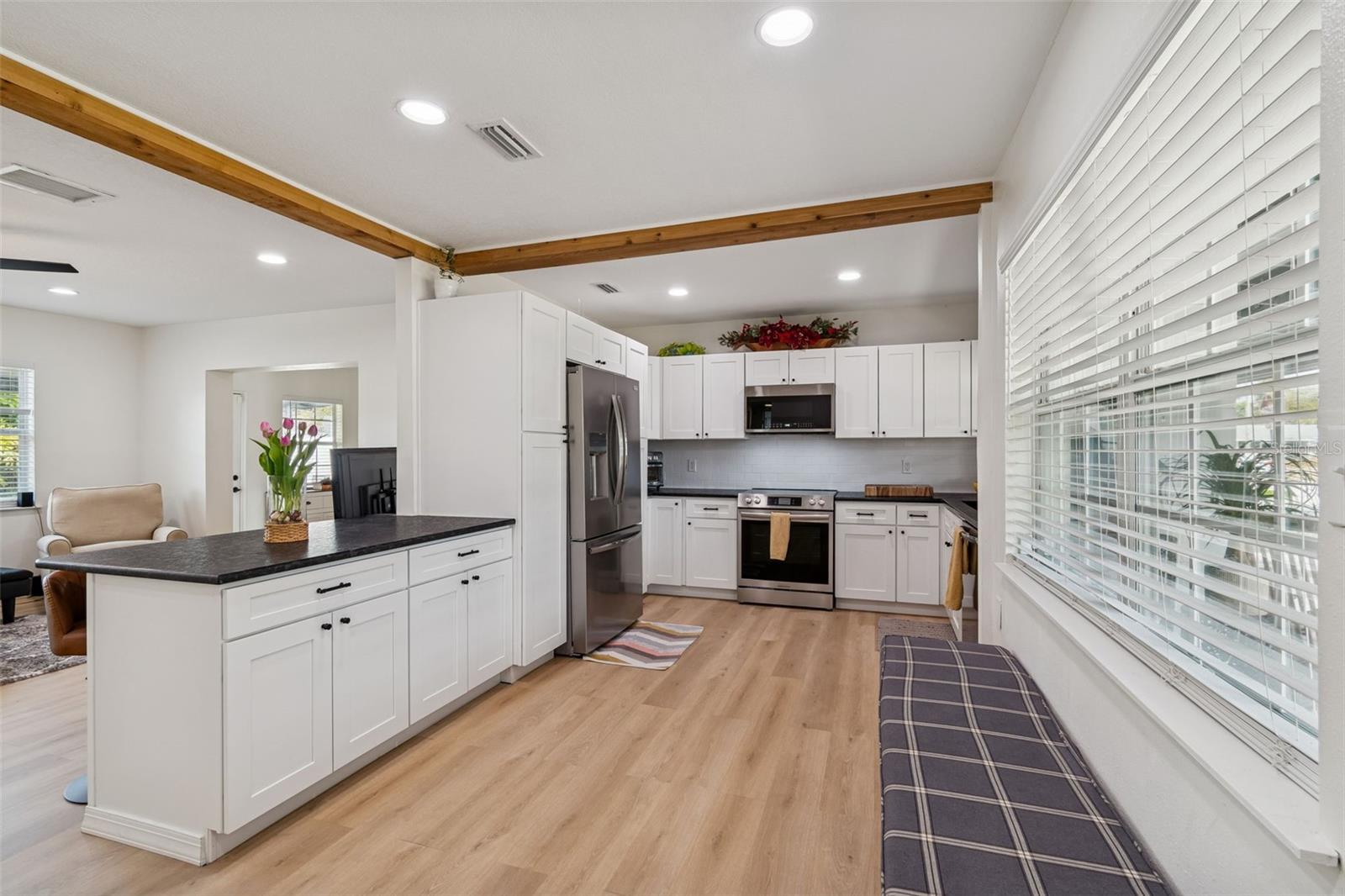 Image 9 of 45 For 4636 Bay Court Avenue