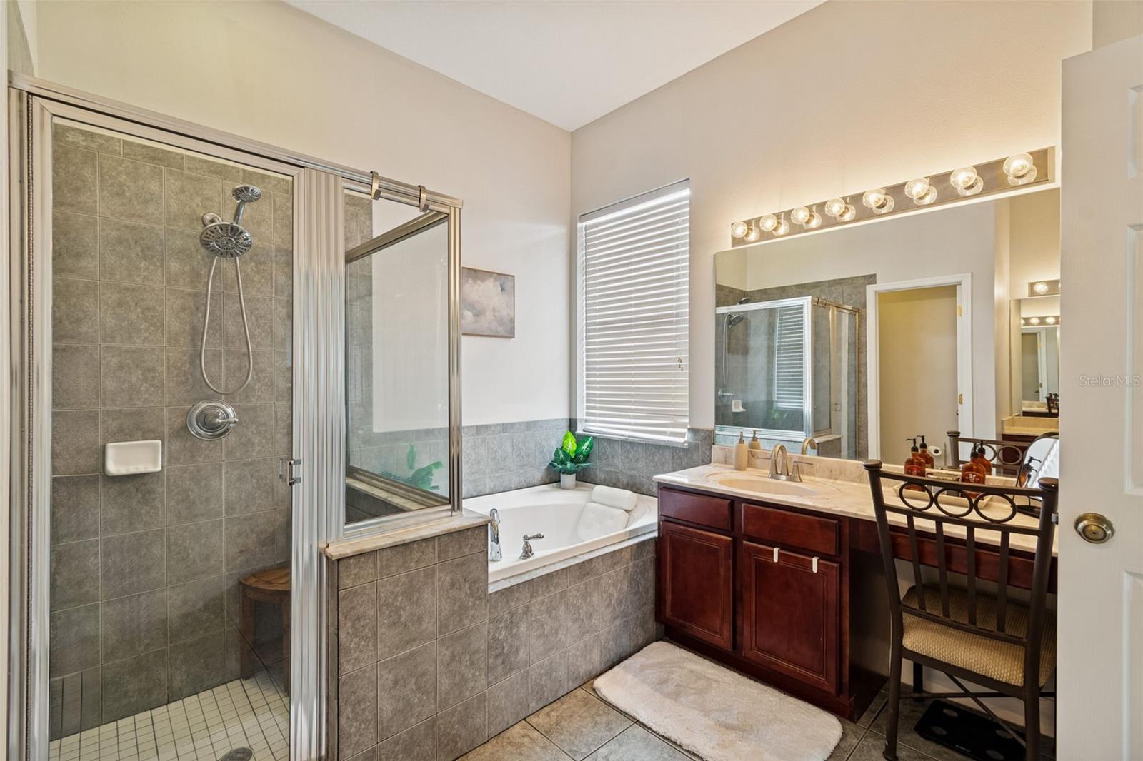 Image 19 of 50 For 4877 Brightstone Place