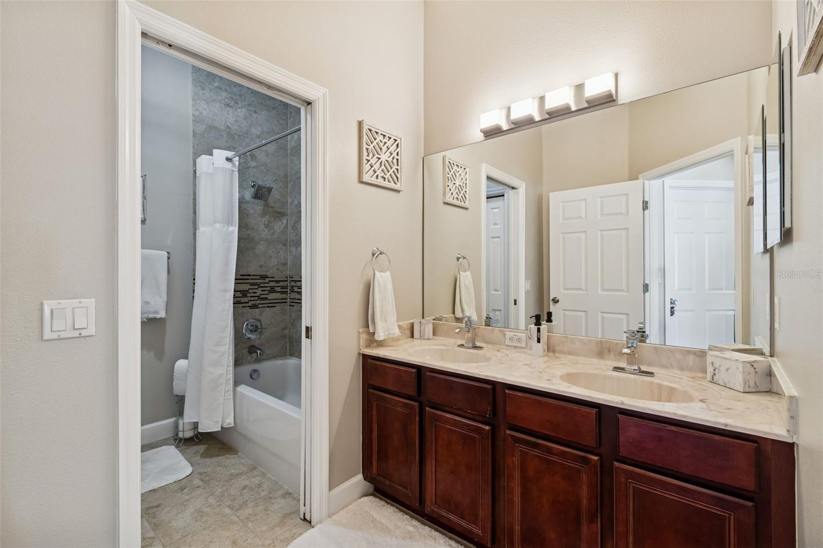 Image 30 of 50 For 4877 Brightstone Place