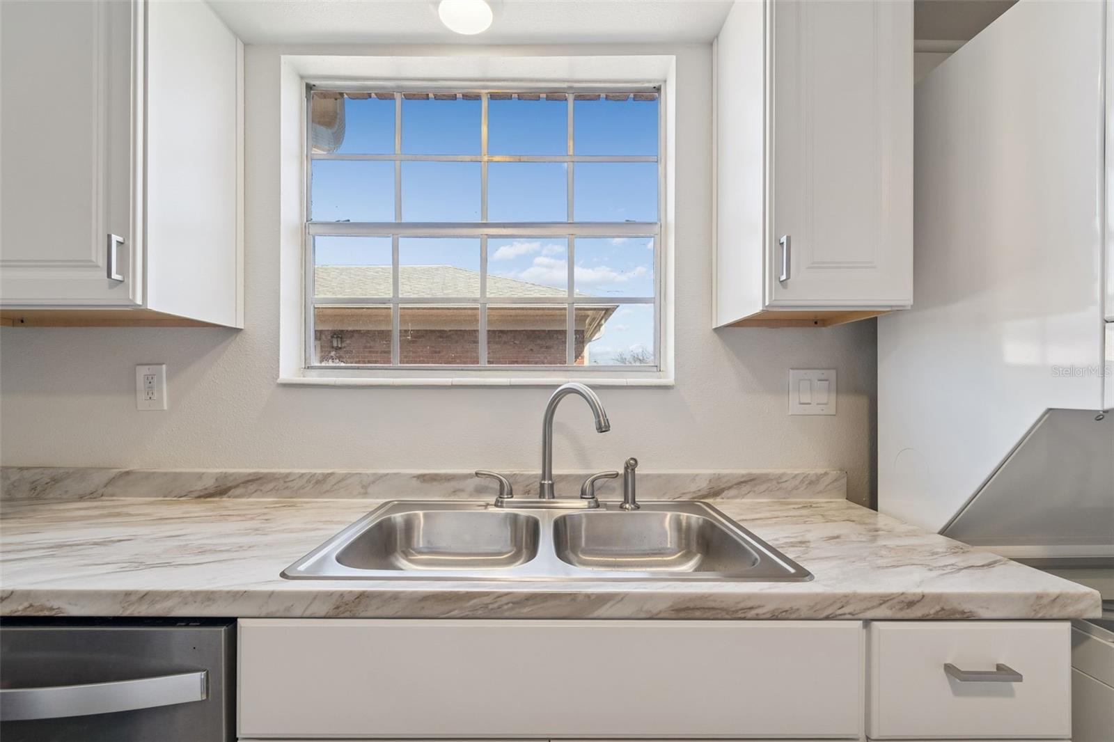 Image 11 of 37 For 3838 37th Street S 59